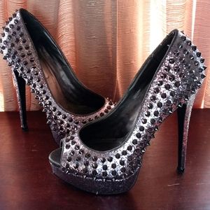 Steve Madden gray Spike platform heels